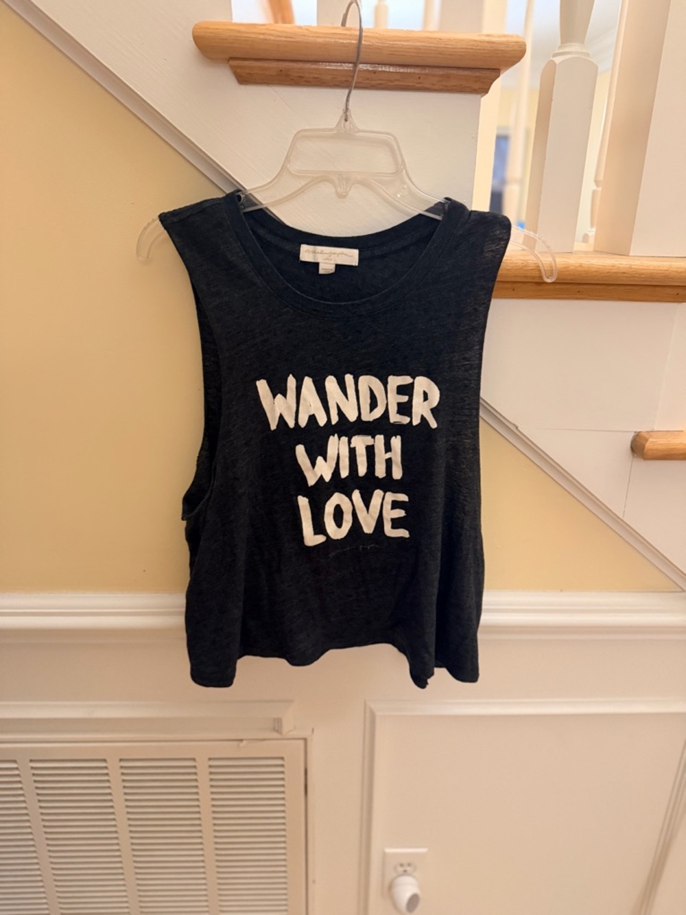 Ladies Size Large Wander Black Muscle Tank White 'WANDER WITH LOVE' Graphic GUC